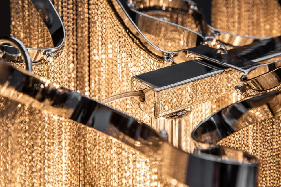 Design Pendelleuchte RIRRE Metall Ketten Silber Esstisch