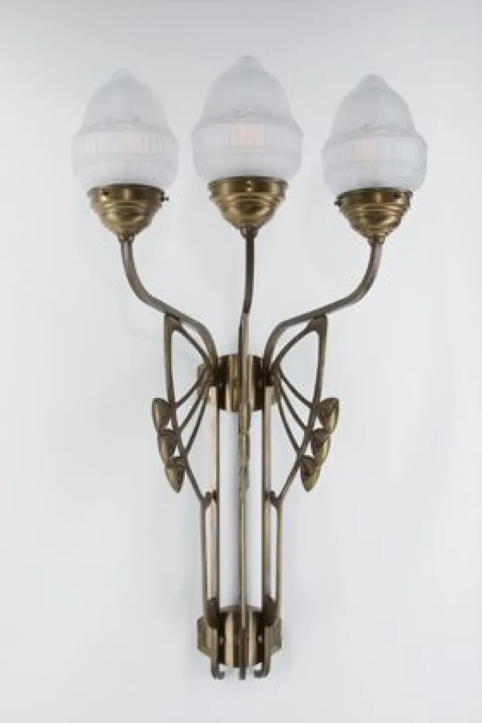 Gemütliche Wandleuchte Messing Glas Weiß E27 3-flammig