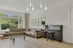 Große Spider Pendelleuchte Holz Metall E27 5-flmg Weiß