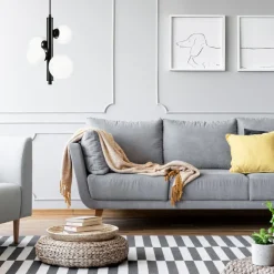 Hängeleuchte Schwarz Weiß Kugelschirme 4x E27 Glas Metall