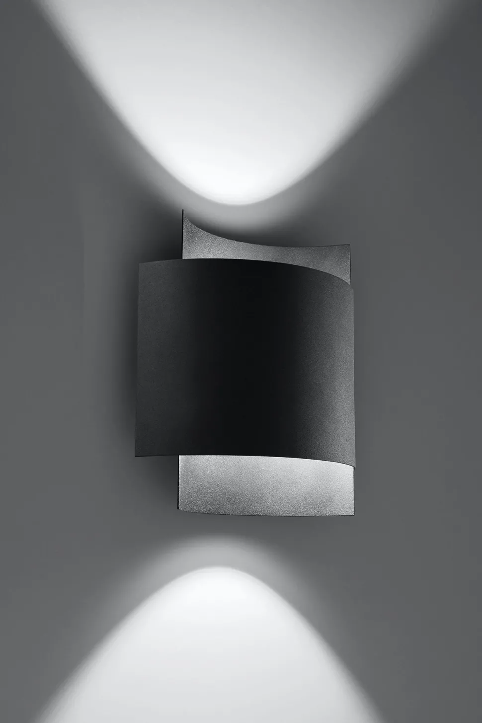 indirekte Wandleuchte Schwarz Up Down Metall Treppe Flur