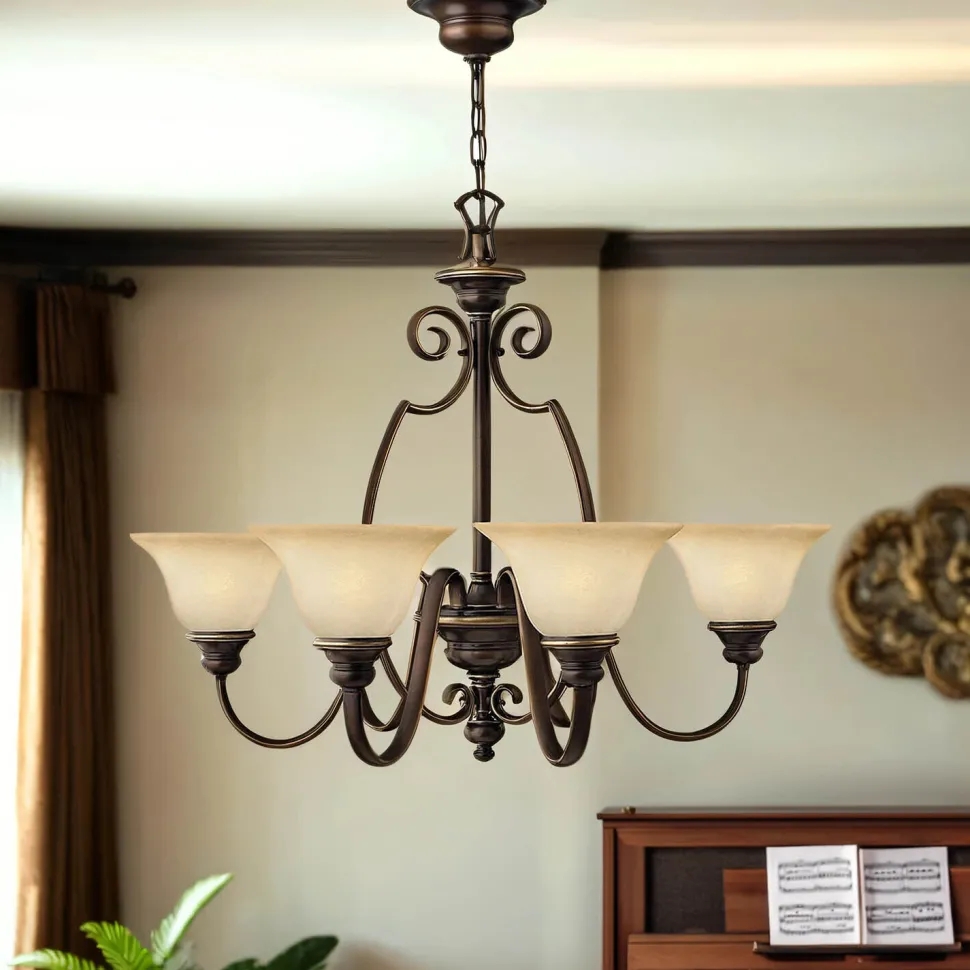 Kronleuchter mit Schirmchen Landhaus Esszimmer