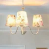 Lampe Stoff 3-flmg Landhaus Esstisch geblümt