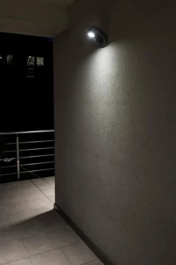 LED Außenleuchte IP54 in Silber 4100K 345lm WABEK