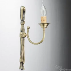 Leuchter Wandlampe aus Echt-Messing in Bronze