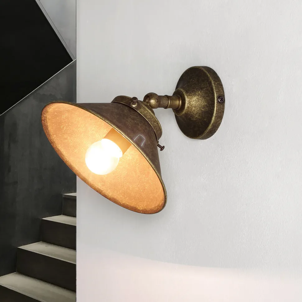Messing Wandlampe in Bronze antik verstellbar