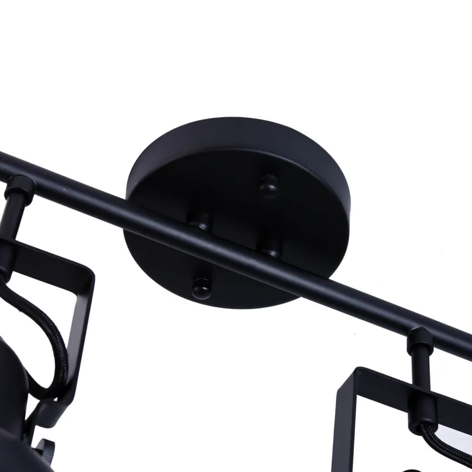 Spot Leuchte Schwarz Metall lang Retro praktisch