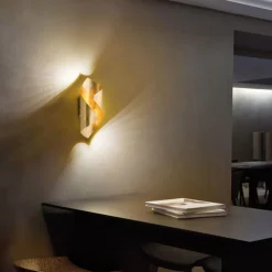 Stilvolle LED Wandleuchte Schalter 3000 K in Blattgold