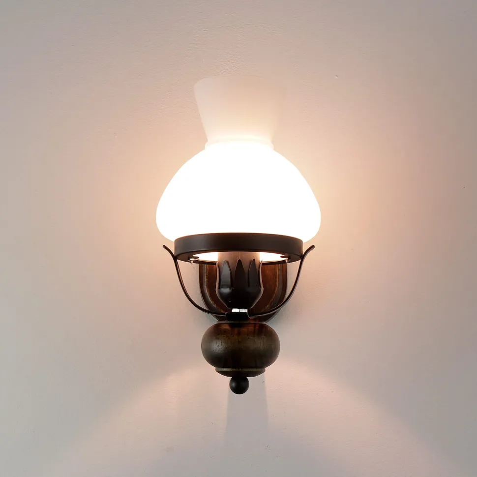 Urige Wandlampe Holz Glas E27 Landhaus Stil