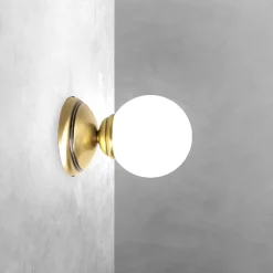 Wandlampe Bad Ø 12 cm Kugelschirm Glas Messing E14