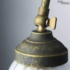 Wandlampe Weiß Floral aus Echt-Messing