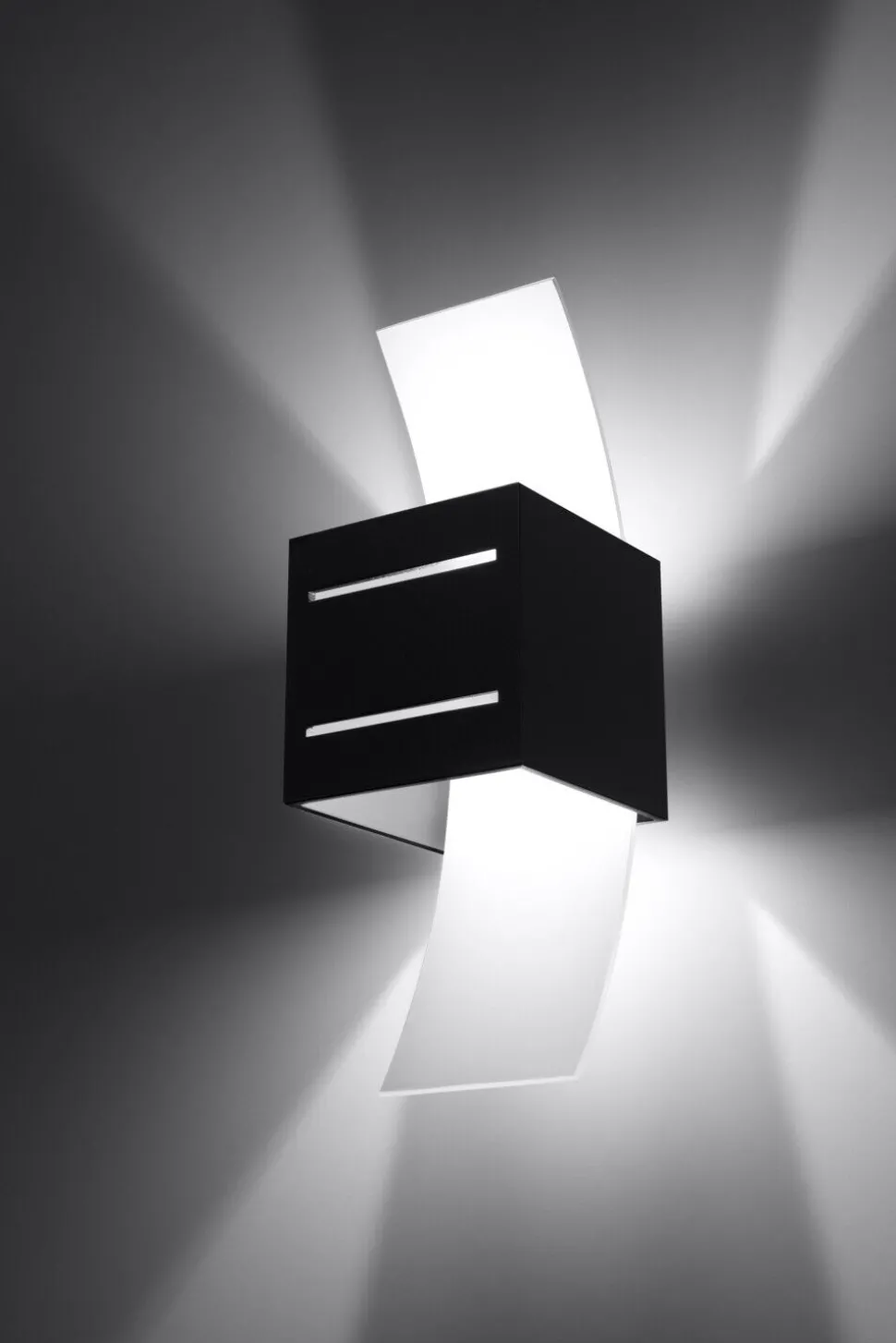 Wandleuchte CARLO in Schwarz