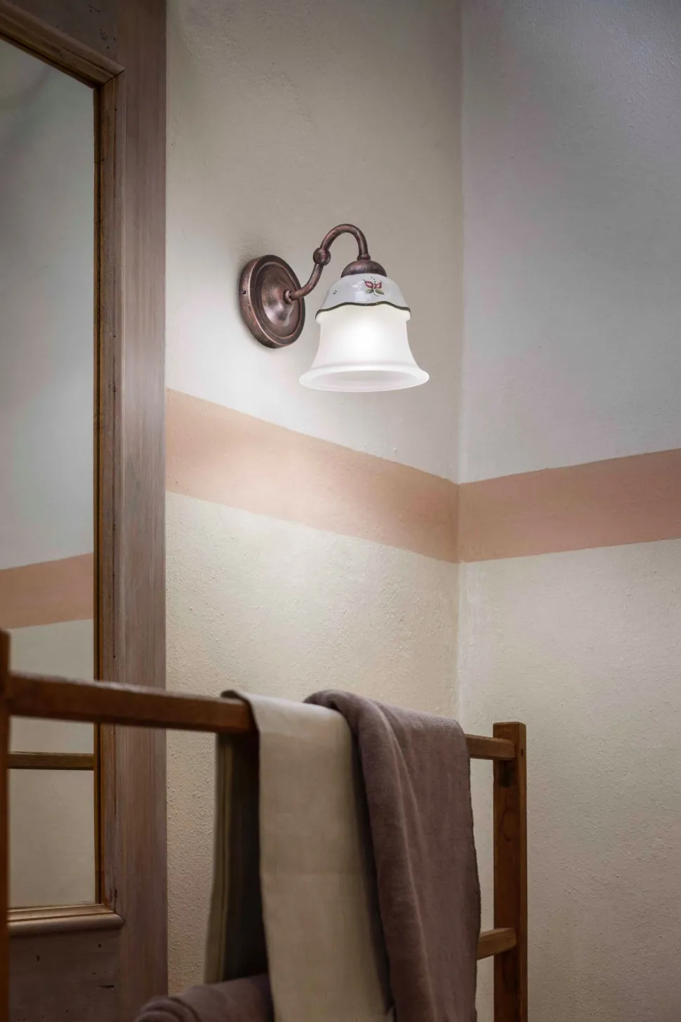 Wandleuchte Metall Keramik 17 cm hoch E14 Landhaus