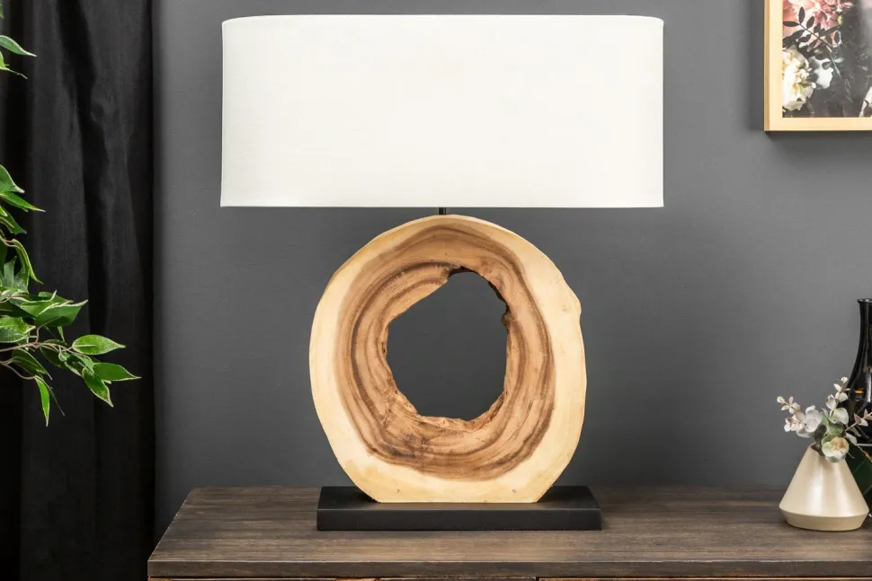 Wohnliche Tischlampe KYRISSA massives Holz 63cm Unikat